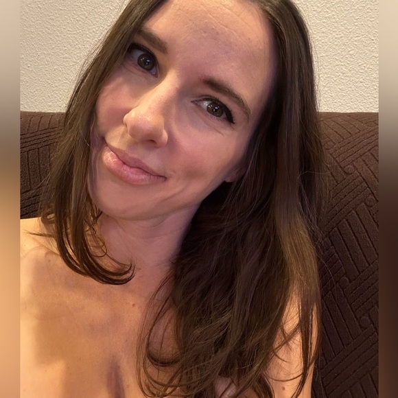 Meet your Posher, Shay - Picture 2 of 2